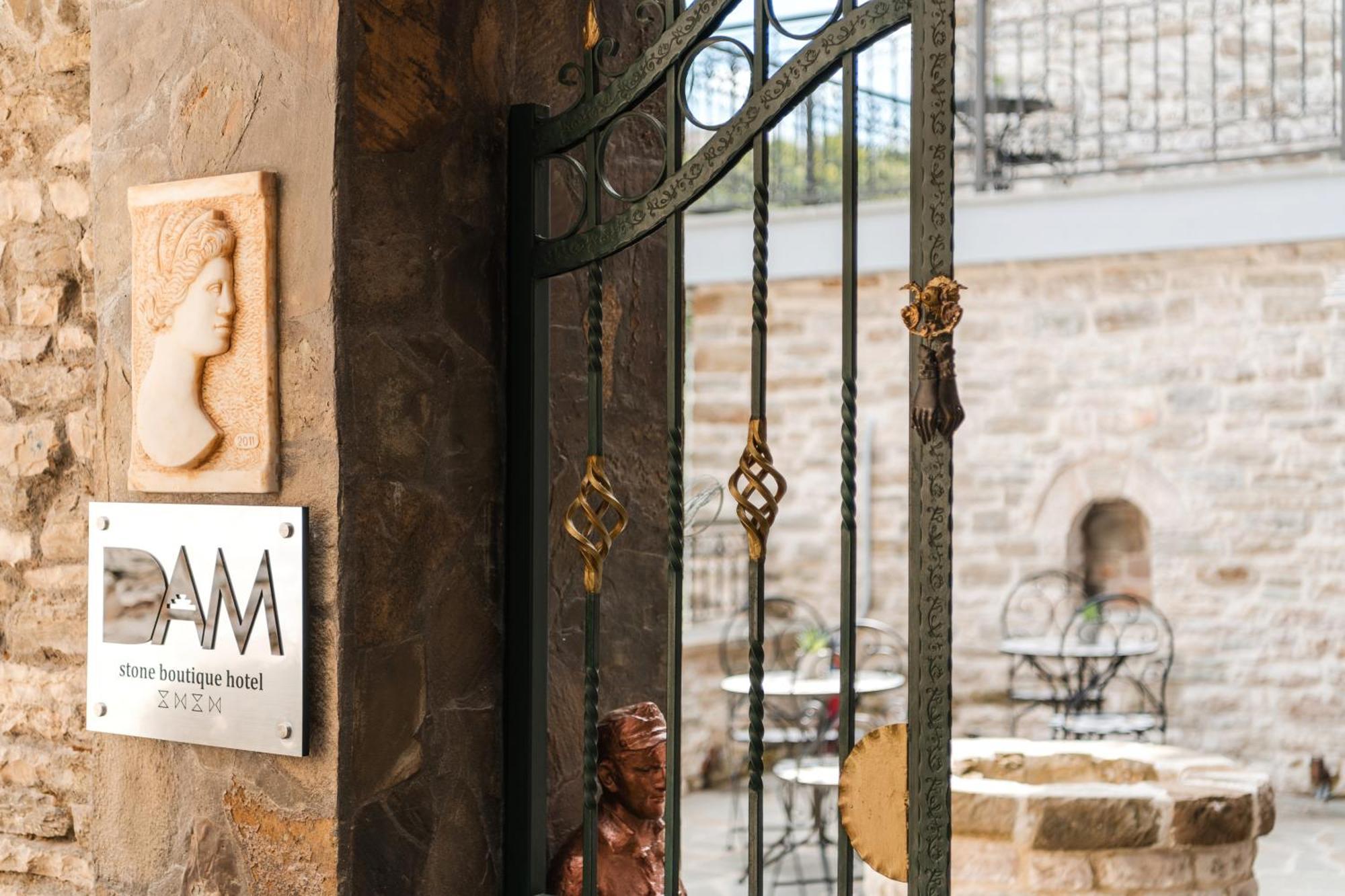 Dam Stone Boutique Hotel Gjirokastër Buitenkant foto